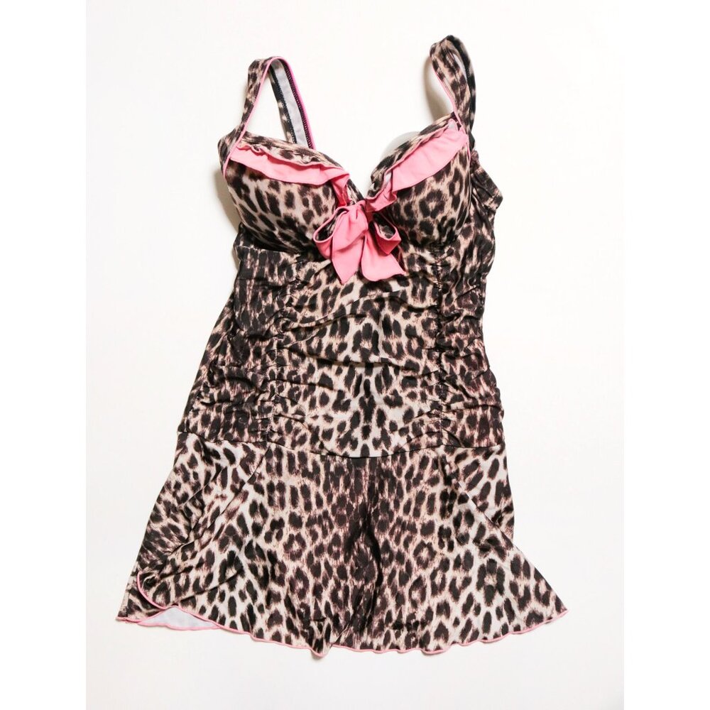 Vintage Leopard Print One Piece Skirted Swimsuit 🎀 Pink Ruffle Detail